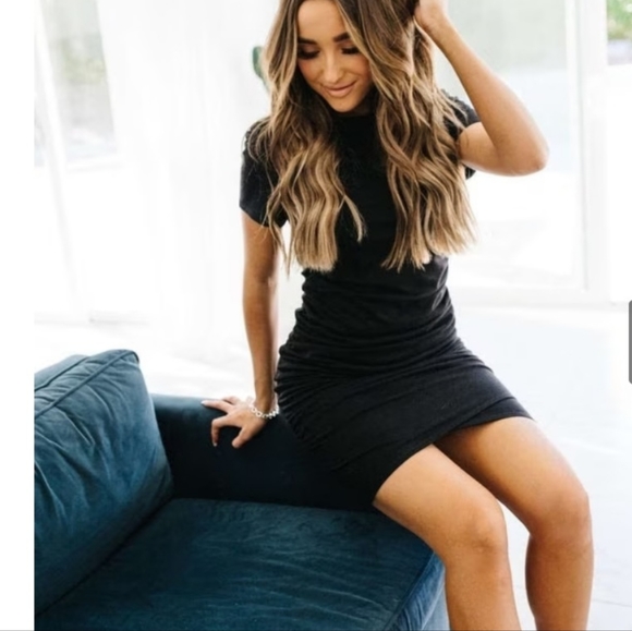 Ampersand Ave better than basics dress - Picture 3 of 3